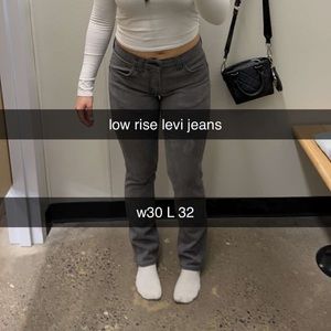 LEVI JEANS